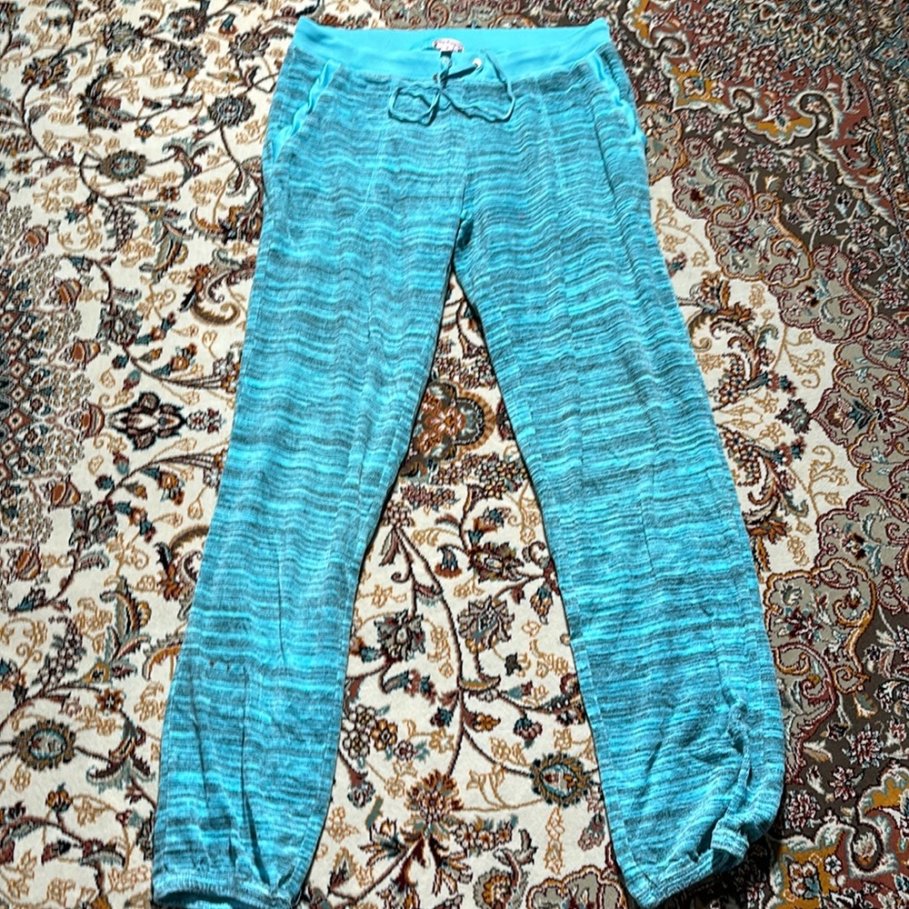 Juicy couture Small Blue Striped Pants with front Pockets w/small stain